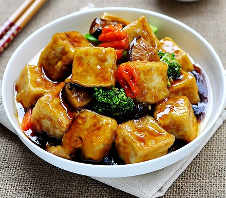 <span style="color:red">焦</span>溜<span style="color:red">豆腐</span>