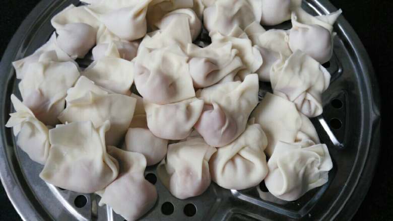 ≈扁食≈,包好了,锅内烧水