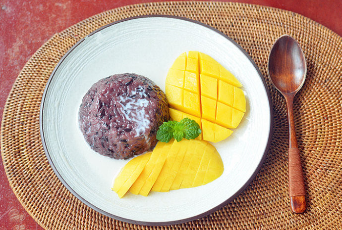 泰式椰浆芒果糯米饭