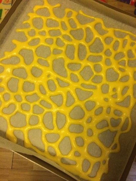 长颈鹿花纹可可蛋糕卷,170度烤40、50秒就可以,时间不能太久