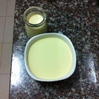 草莓鸡蛋布甸,过筛后的样子，很柔滑。