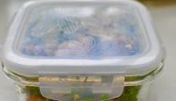 香草海盐烤鸡翅,放入冰箱腌制过夜