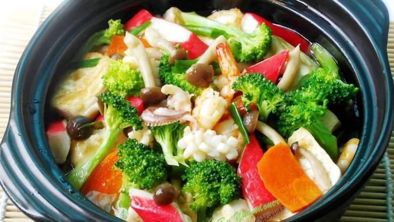海鲜豆腐煲