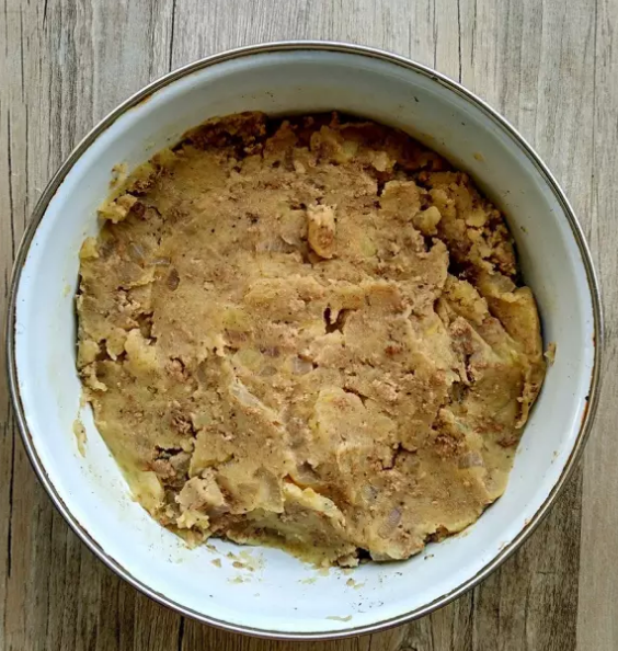 土豆可乐饼(健康版),充分搅拌均匀。没有烤箱的童靴做到这一步就可以直接吃了,也很好吃的呦!