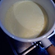 蛋挞,冷却到室温后加入鸡蛋和面粉