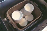 原味酸奶,牛奶与市售原味酸奶的比例约为10:1;将牛奶、酸奶混合,加<a style='color:red;display:inline-block;' href='/shicai/ 5321'>糖浆</a>(糖粉也行)、<a style='color:red;display:inline-block;' href='/shicai/ 865'>蜂蜜</a>,搅拌均匀,分装到杯子里,选择面包机的“酸奶”功能,开启,时间为8小时。我加了好多<a style='color:red;display:inline-block;' href='/shicai/ 5321'>糖浆</a>和<a style='color:red;display:inline-block;' href='/shicai/ 865'>蜂蜜</a>,当时尝着很甜了,做出来的酸奶还是很酸,以后可以提高甜度。