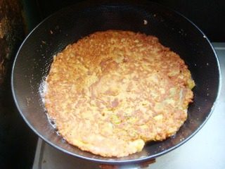 锅塌三瓜,煎至两面金黄即可。