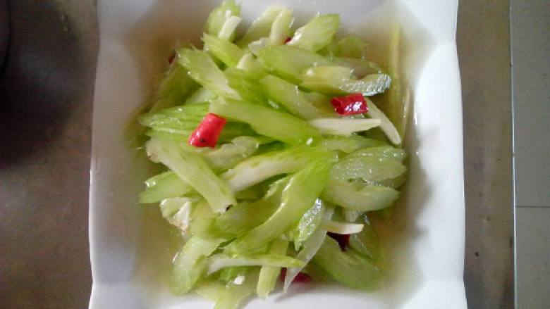 生拌西芹