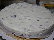 牛奶布丁KT猫生日蛋糕,奶油夹层用了400克