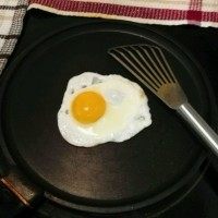菲律宾甜猪排饭,<a style='color:red;display:inline-block;' href='/shicai/ 9'>鸡蛋</a>,煎成周围焦焦的。