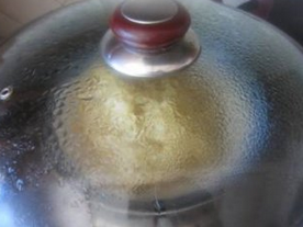 四喜烤麸,面筋上笼大火蒸20分钟,一定要蒸透