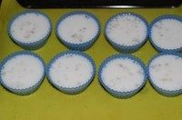 椰汁西米糕,西米上填满椰汁,放入冰箱冷藏至凝固即可食用
