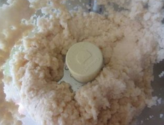 香酥藕圆子,藕茸稍稍挤出藕汁,不要挤太干。