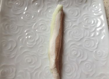雨花石汤圆,揉成混合面团;