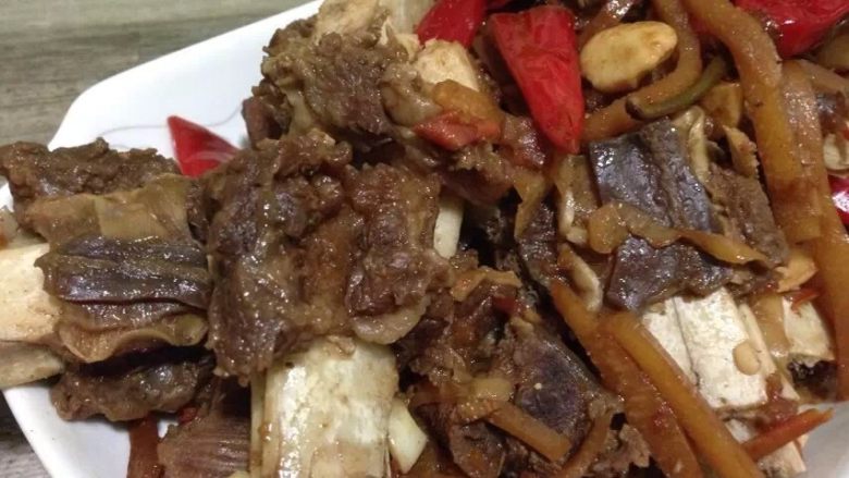 酸辣牛排