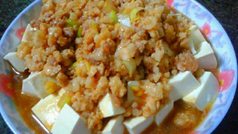 榨菜肉末蒸豆腐