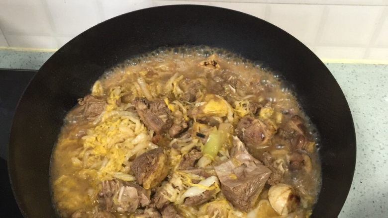 鸭肉炖酸菜,不会的在问!