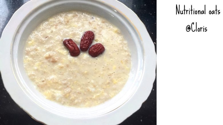 牛奶鸡蛋燕麦,1 在锅中烧开水，放入即食<a style='color:red;display:inline-block;' href='/shicai/ 495'>燕麦</a>或生<a style='color:red;display:inline-block;' href='/shicai/ 495'>燕麦</a>
2 觉得快熟时可放入<a style='color:red;display:inline-block;' href='/shicai/ 9'>鸡蛋</a> 调小火
3 关火 静置会 后放<a style='color:red;display:inline-block;' href='/shicai/ 1124'>奶粉</a>或牛奶 搅拌 并开小火加热 （别让它沸腾，营养会流失的）
4 摆个造型后 开吃😍