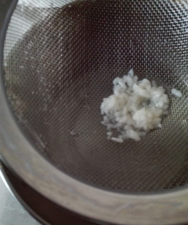 北京奶酪卷,过滤出500g,滤掉米粒