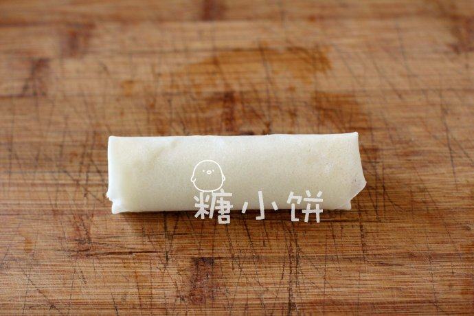 素菜春卷,卷起即完成一个生坯