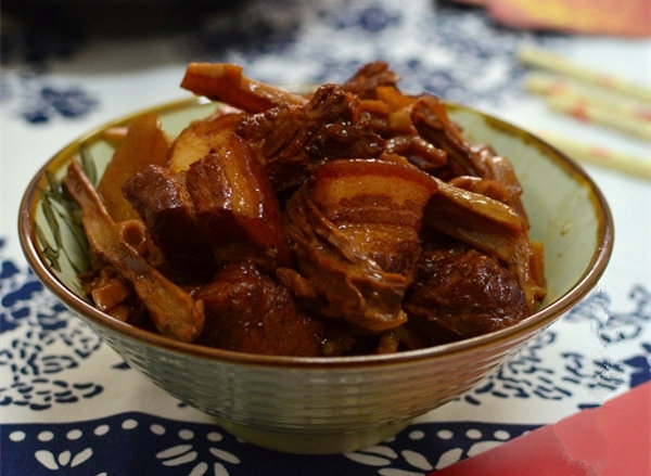 干笋红烧肉