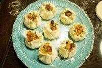 糖氏饺子皮烧麦,蒸烧卖:水滚后入蒸锅隔水蒸10分钟左右,关火焖3-5分钟