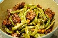 排骨焖四季豆,有肉有菜,营养全了!
