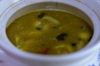 泡菜鱼豆腐,泡菜炒好后放入适量水,大概炒锅大半锅这样,水开关小火炖煮40分钟左右