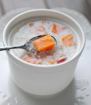 木瓜牛奶炖燕窝