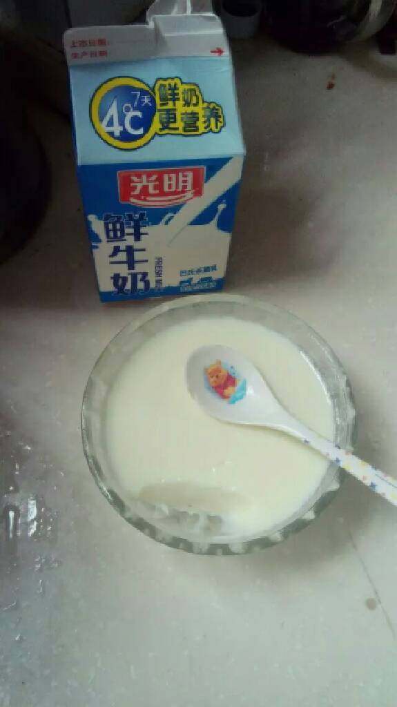 牛奶布丁