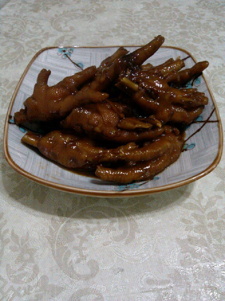 红烧鸡爪