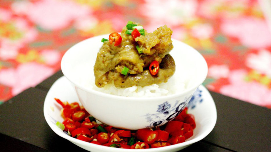 土豆蒸肥肠