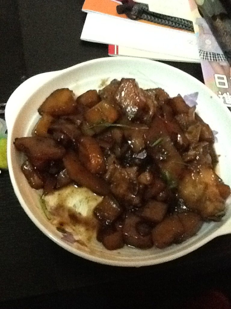 五花肉烧土豆