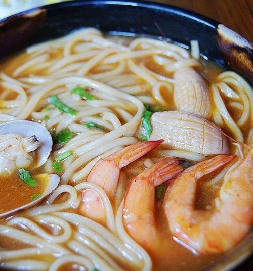 鲜香美味海鲜面
