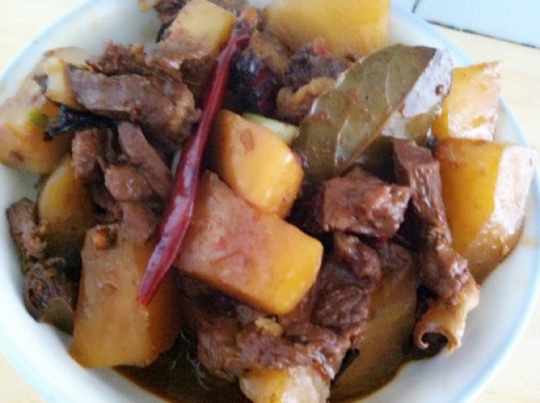 土豆烧牛肉