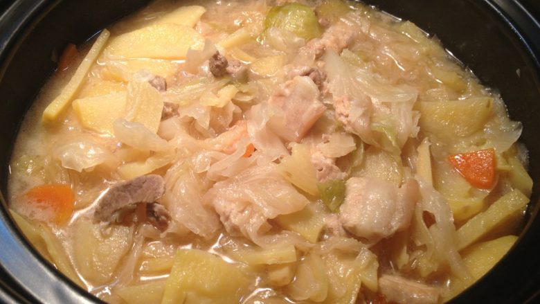 五花肉炖土豆酸白莱／史云生一滴