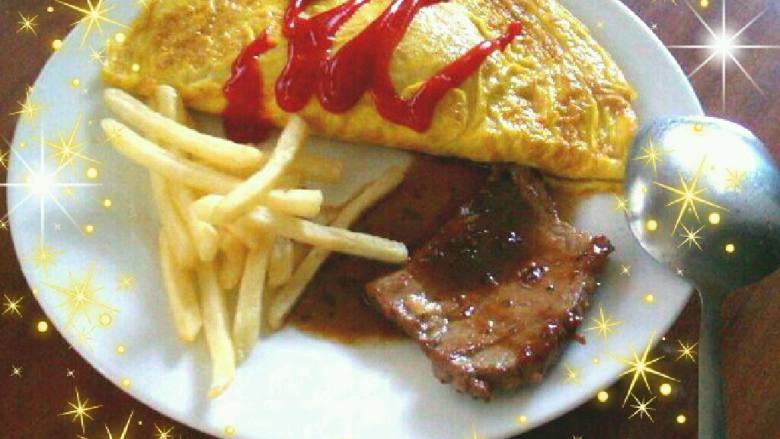 蛋包飯