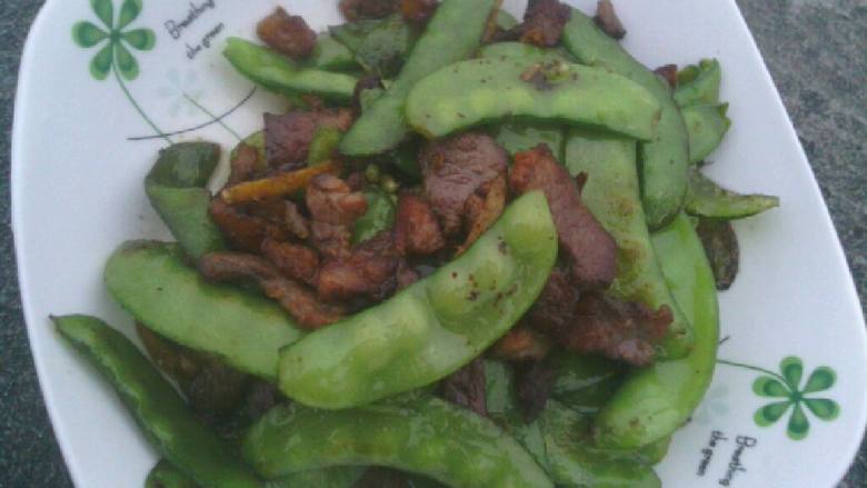 荷兰豆炒腊肉