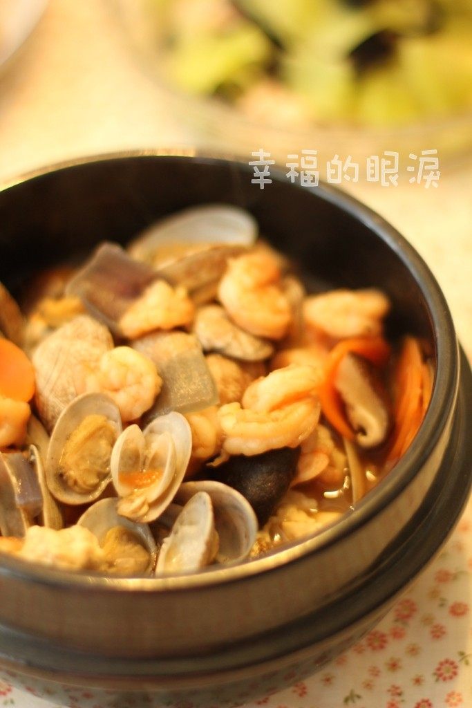 海鲜豆腐煲