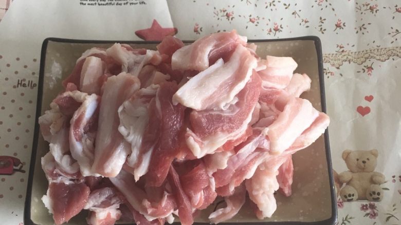 💁孜然五花肉🐖,五花肉切片。