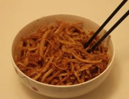 香辣萝卜干,放置一晚上;