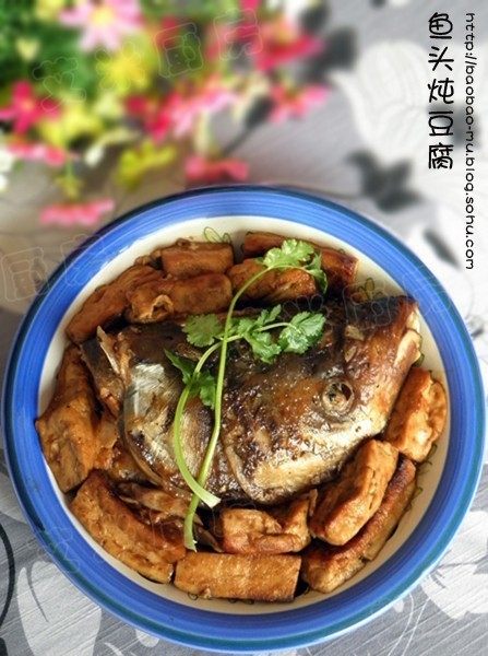 鱼头炖豆腐