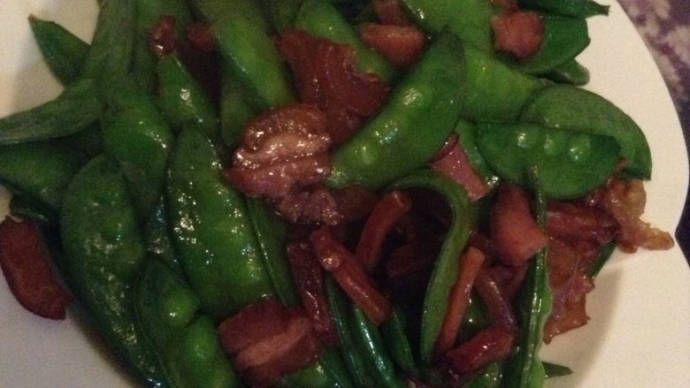 腊肉炒荷兰豆