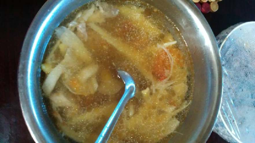 鲜笋菌菇汤