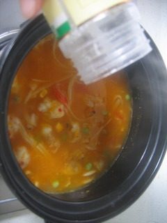 南瓜海鲜羹,烧开加入盐