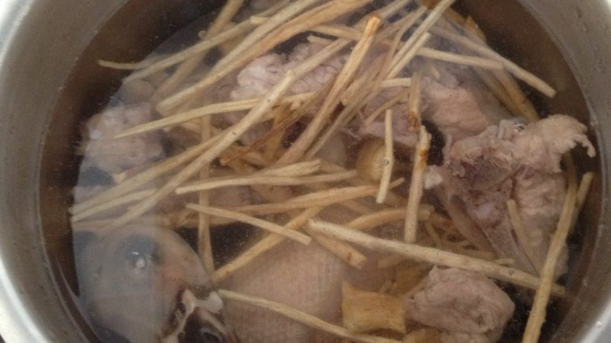 老火药膳水鸭汤