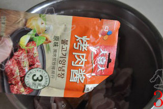 韩式烤五花肉 ,加入大喜大烤肉酱50克