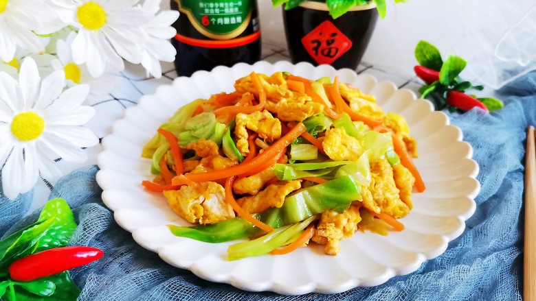 包菜胡萝卜炒鸡蛋,成品图!