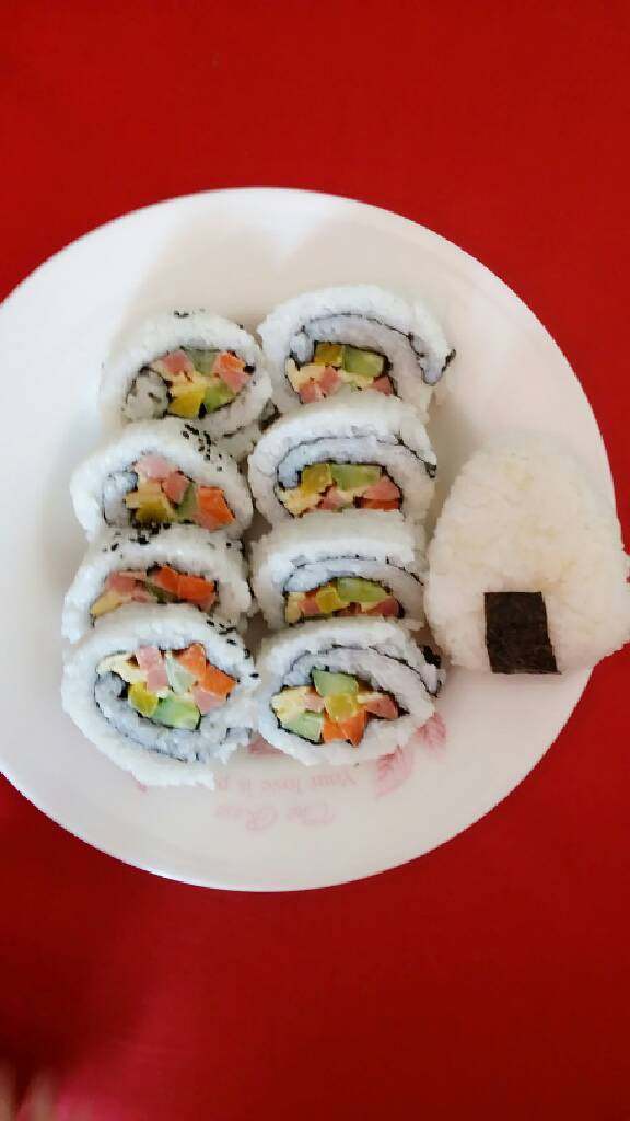 寿司，紫菜包饭