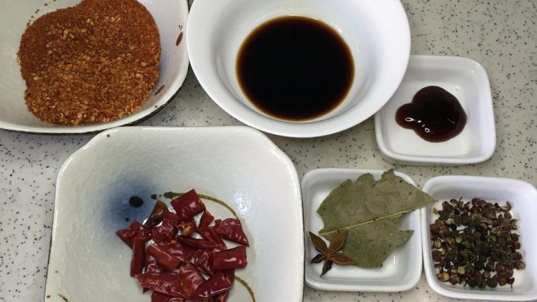 香辣豆腐干 附送私家秘制辣椒油,配料图
